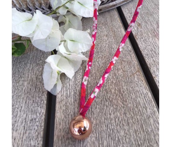 Cordon fantaisie - fleurs rouge et lurex argent