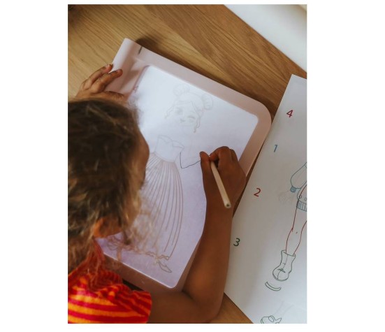 Tablette Lumineuse Nomade Rose Dessinons La Mode