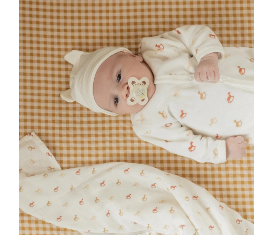 Bonnet Naissance Bébé avec Oreilles Blanc | Trois Kilos Sept